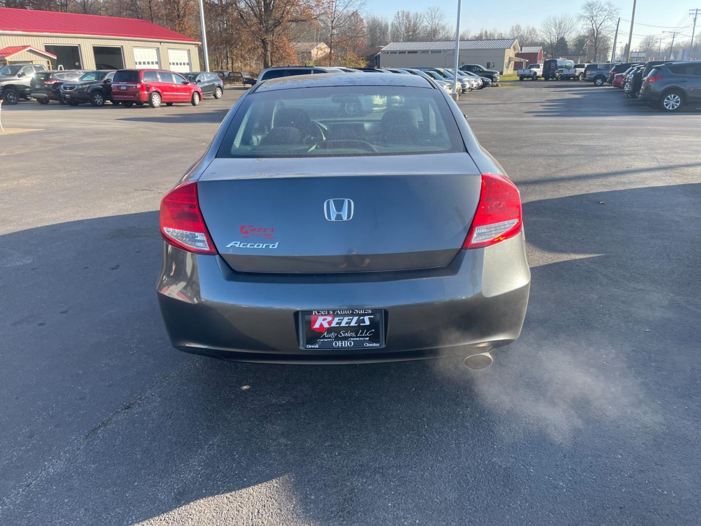 2012 Gray /Black Honda Accord EX Coupe AT (1HGCS1B74CA) with an 2.4L I4 DOHC 16V engine, 5-Speed Automatic transmission, located at 547 E. Main St., Orwell, OH, 44076, (440) 437-5893, 41.535435, -80.847855 - Photo#8